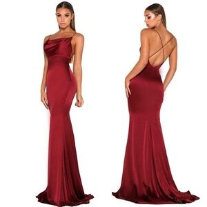 NWT Portia and Scarlett Dana Gown Cowl Neck Satin Gown Sz 10